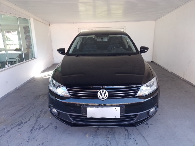 JETTA 2.0 COMFORTLINE FLEX 4P TIPTRONIC - 2014 - BENTO GONçALVES