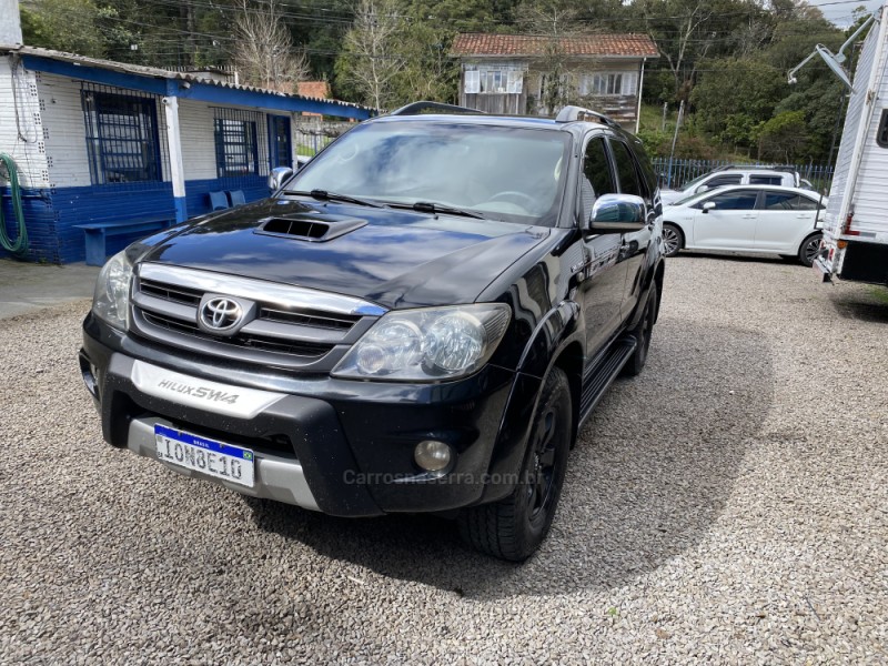HILUX SW4 3.0 SRV 4X4 CD 16V TURBO INTERCOOLER DIESEL 4P AUTOMÁTICO - 2008 - CAXIAS DO SUL