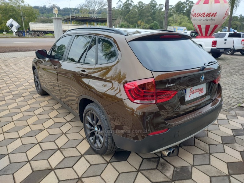 X1 2.0 18I S-DRIVE 4X2 16V GASOLINA 4P AUTOMÁTICO - 2011 - BOM PRINCíPIO