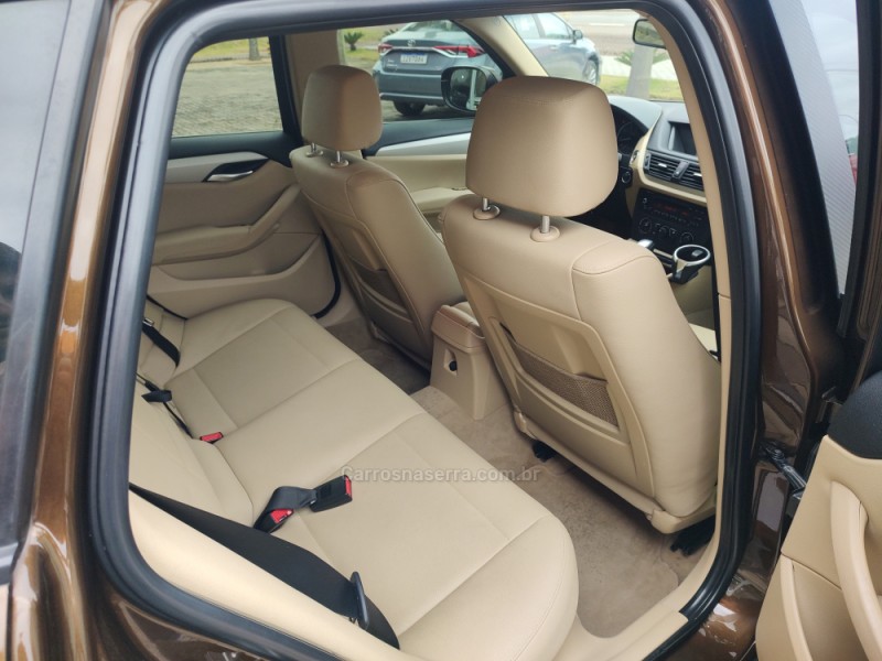 X1 2.0 18I S-DRIVE 4X2 16V GASOLINA 4P AUTOMÁTICO - 2011 - BOM PRINCíPIO