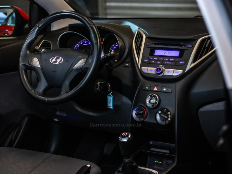 HB20 1.6 PREMIUM 16V FLEX 4P MANUAL - 2013 - CAXIAS DO SUL