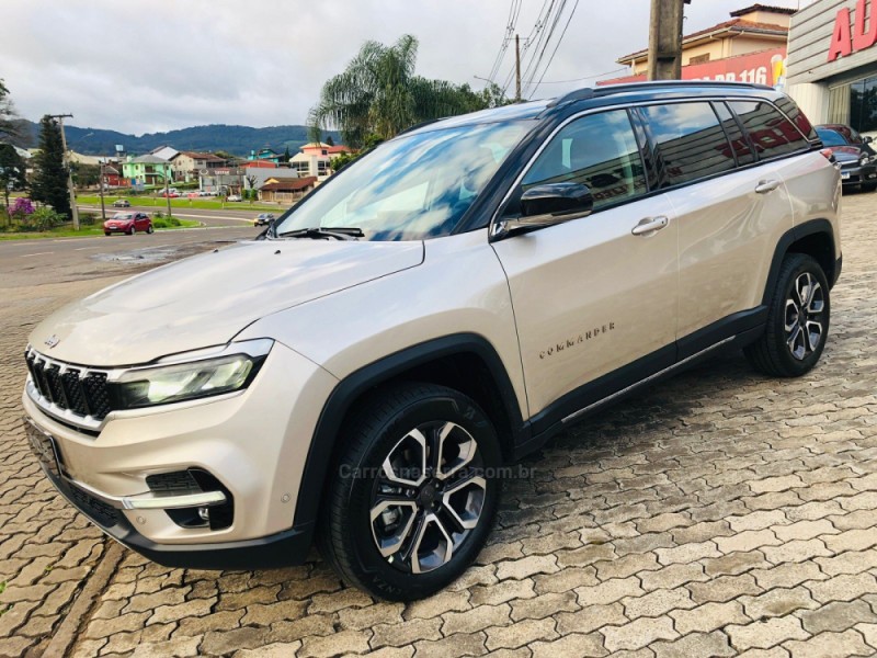 COMMANDER 2.0 LIMITED T380 16V 4X4 TURBO DIESEL 4P AUTOMÁTICO - 2022 - DOIS IRMãOS