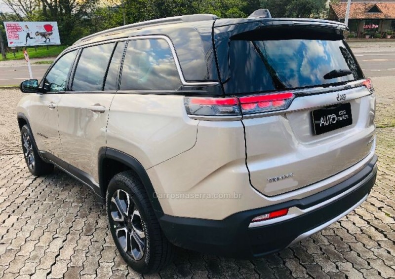 COMMANDER 2.0 LIMITED T380 16V 4X4 TURBO DIESEL 4P AUTOMÁTICO - 2022 - DOIS IRMãOS