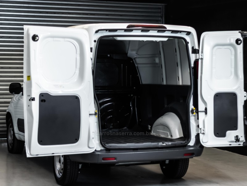 FIORINO 1.4 HARD WORKING FURGÃO EVO 8V FLEX 2P MANUAL - 2020 - CAXIAS DO SUL