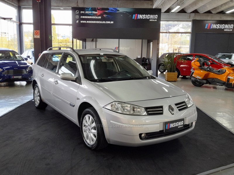 MÉGANE 1.6 DYNAMIQUE GRAND TOUR 16V FLEX 4P MANUAL - 2012 - CAXIAS DO SUL