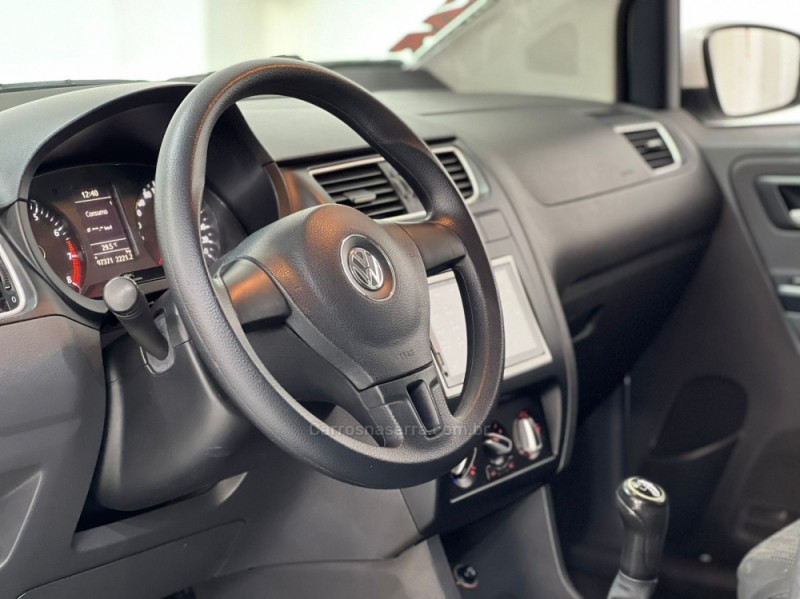 SPACEFOX 1.6 MI TREND 8V FLEX 4P MANUAL - 2013 - NOVO HAMBURGO