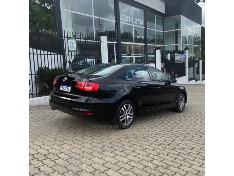 JETTA 2.0 COMFORTLINE FLEX 4P TIPTRONIC - 2015 - CAXIAS DO SUL