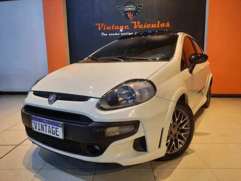 punto 1.8 blackmotion 16v flex 4p automatizado 2014 caxias do sul