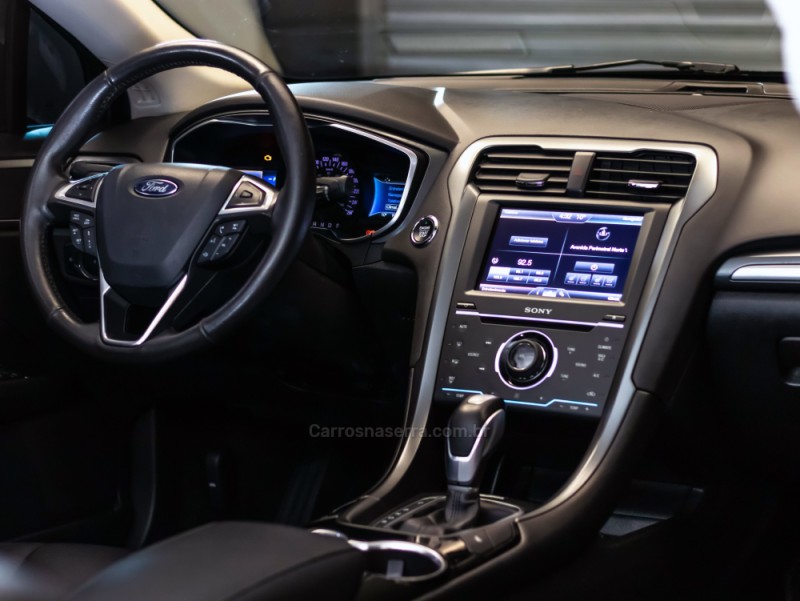 FUSION 2.0 TITANIUM AWD 16V GASOLINA 4P AUTOMÁTICO - 2015 - CAXIAS DO SUL