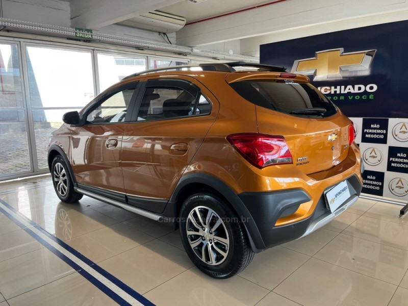 ONIX 1.4 MPFI ACTIV 8V FLEX 4P AUTOMÁTICO - 2017 - CAXIAS DO SUL