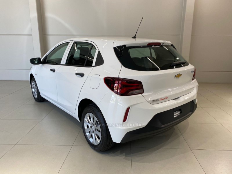 ONIX 1.0  LT 12V TURBO FLEX 4P AUTOMÁTICO - 2023 - FLORES DA CUNHA