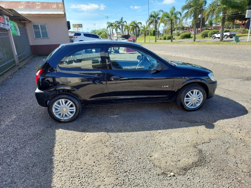CELTA 1.0 MPFI LIFE 8V FLEX 2P MANUAL - 2010 - VERANóPOLIS