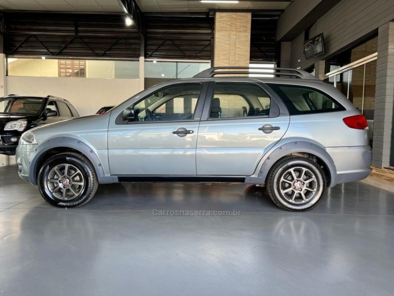 PALIO 1.8 MPI TREKKING WEEKEND 8V FLEX 4P MANUAL - 2010 - GIRUá