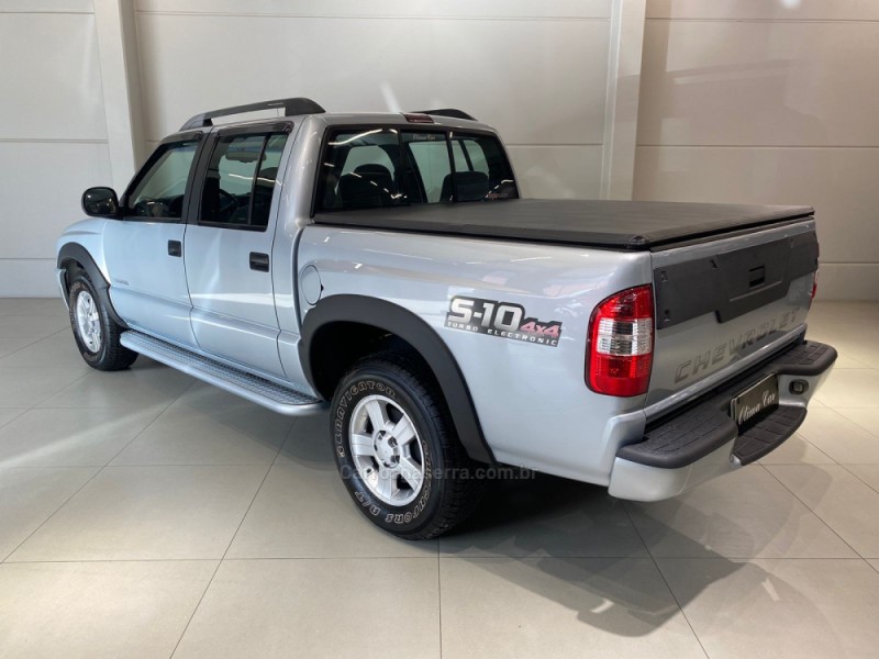 S10 2.8 TORNADO 4X4 CD 12V TURBO ELECTRONIC INTERCOOLER DIESEL 4P MANUAL - 2011 - FLORES DA CUNHA
