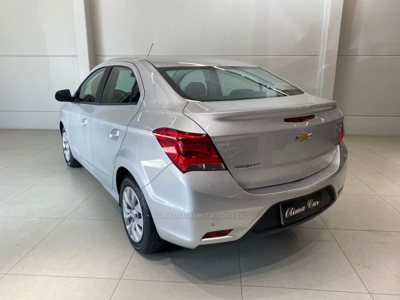 PRISMA 1.4 MPFI LT 8V FLEX 4P MANUAL - 2018 - FLORES DA CUNHA