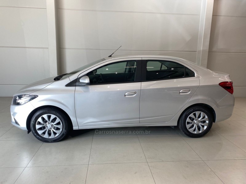 PRISMA 1.4 MPFI LT 8V FLEX 4P MANUAL - 2018 - FLORES DA CUNHA