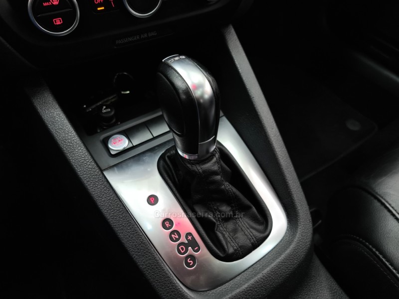 JETTA 2.0 TSI HIGHLINE 211CV GASOLINA 4P TIPTRONIC - 2013 - SANTA CRUZ DO SUL