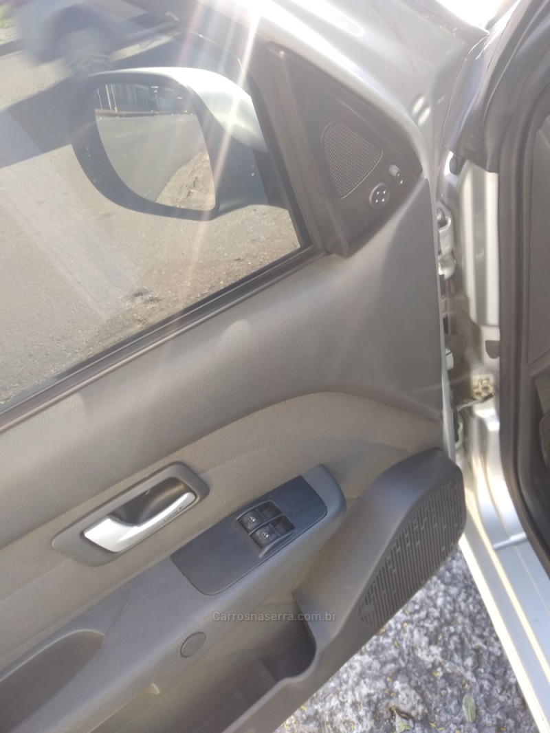 SIENA 1.4 MPI EL 8V FLEX 4P MANUAL - 2013 - CAXIAS DO SUL