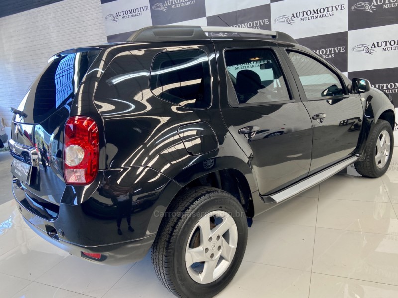 DUSTER 1.6 EXPRESSION 4X2 16V FLEX 4P MANUAL - 2015 - CAXIAS DO SUL