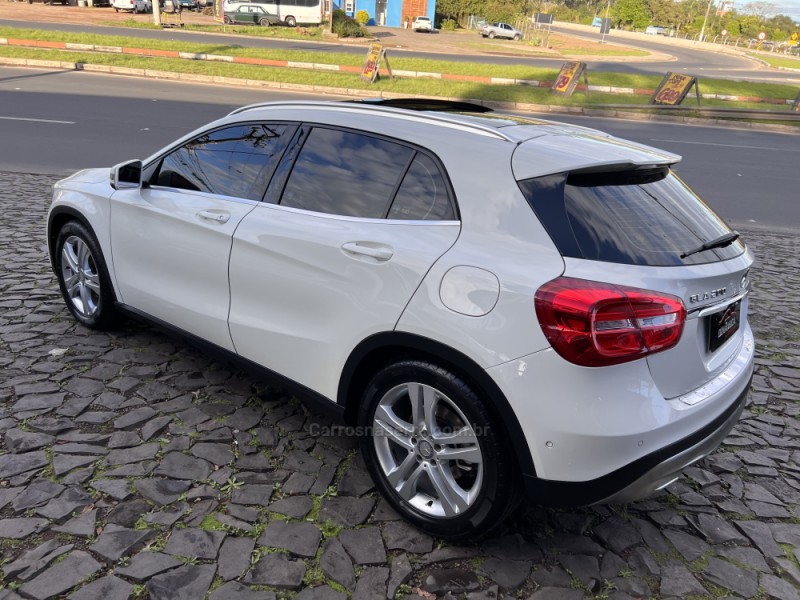 CLA 200 1.6 VISION 16V FLEX 4P AUTOMÁTICO - 2015 - TAQUARA