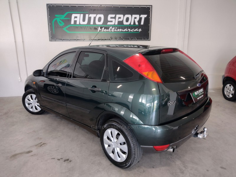 FOCUS 1.8 GL 16V GASOLINA 4P MANUAL - 2003 - CAXIAS DO SUL