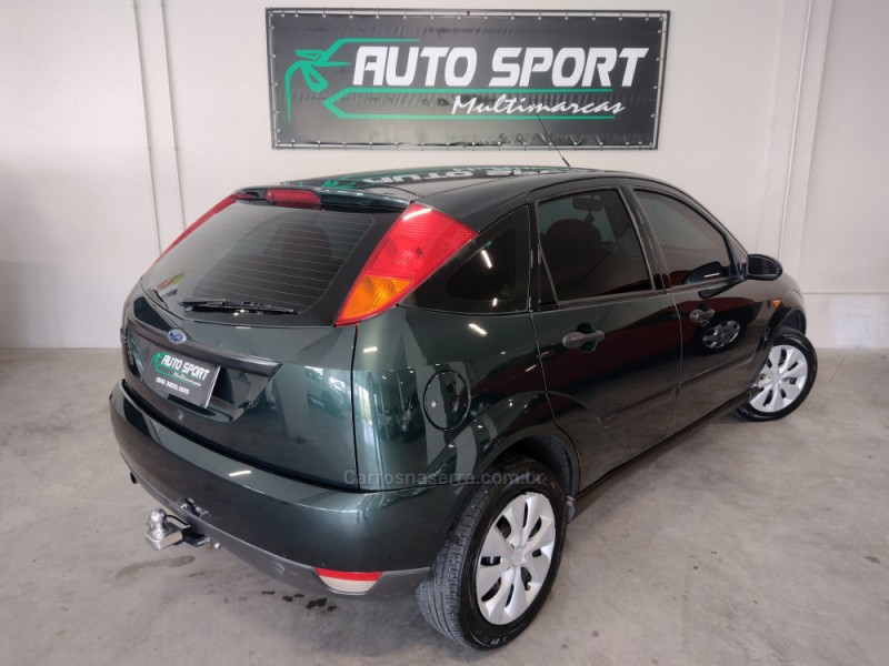 FOCUS 1.8 GL 16V GASOLINA 4P MANUAL - 2003 - CAXIAS DO SUL