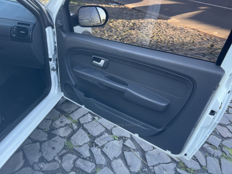 STRADA 1.4 MPI WORKING CS 8V CELEBRATION FLEX 2P MANUAL - 2016 - TAQUARA