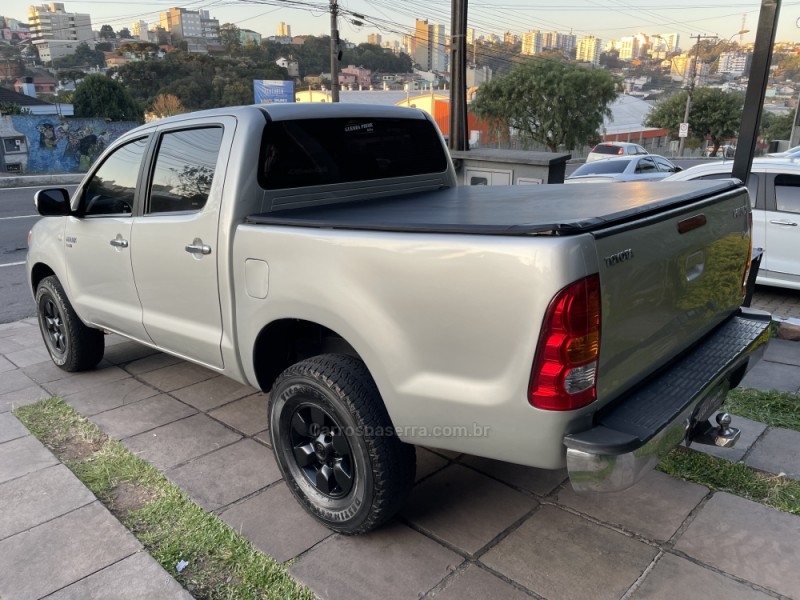 HILUX 2.5 STD 4X4 CD 16V TURBO DIESEL 4P MANUAL - 2011 - CAXIAS DO SUL
