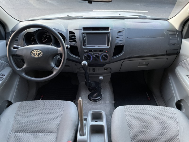 HILUX 2.5 STD 4X4 CD 16V TURBO DIESEL 4P MANUAL - 2011 - CAXIAS DO SUL