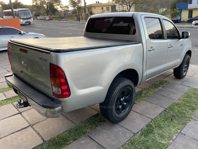 HILUX 2.5 STD 4X4 CD 16V TURBO DIESEL 4P MANUAL - 2011 - CAXIAS DO SUL
