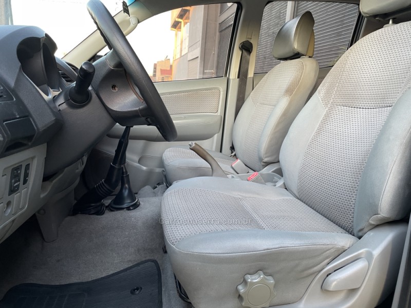 HILUX 2.5 STD 4X4 CD 16V TURBO DIESEL 4P MANUAL - 2011 - CAXIAS DO SUL