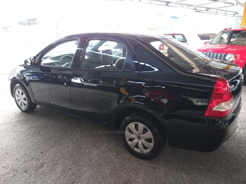 ETIOS 1.5 XS SEDAN 16V FLEX 4P MANUAL - 2015 - CAXIAS DO SUL