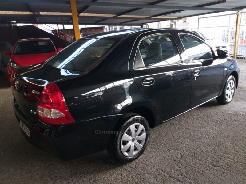 ETIOS 1.5 XS SEDAN 16V FLEX 4P MANUAL - 2015 - CAXIAS DO SUL
