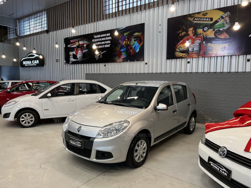 SANDERO 1.0 EXPRESSION 16V FLEX 4P MANUAL