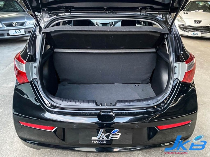 HB20 1.0 COMFORT PLUS 12V TURBO FLEX 4P MANUAL - 2017 - NOVO HAMBURGO