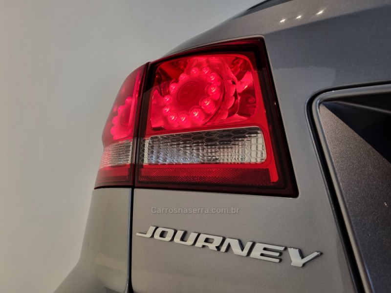 JOURNEY 3.6 RT V6 GASOLINA 4P AUTOMÁTICO - 2015 - BENTO GONçALVES