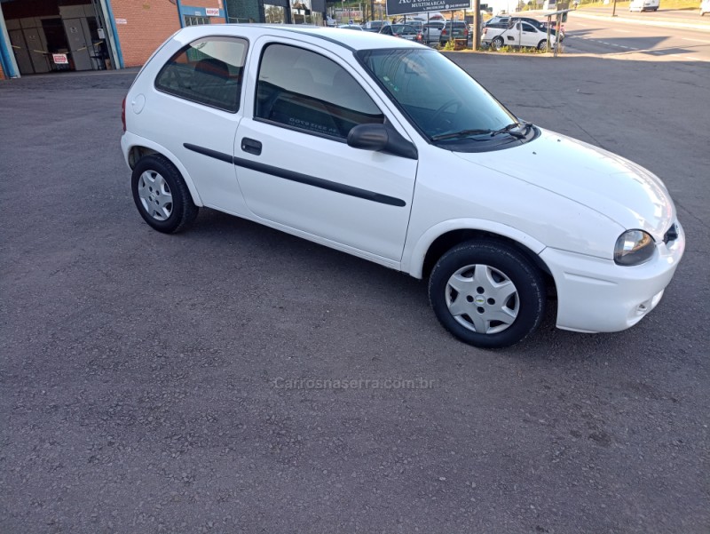 corsa  2002 caxias do sul