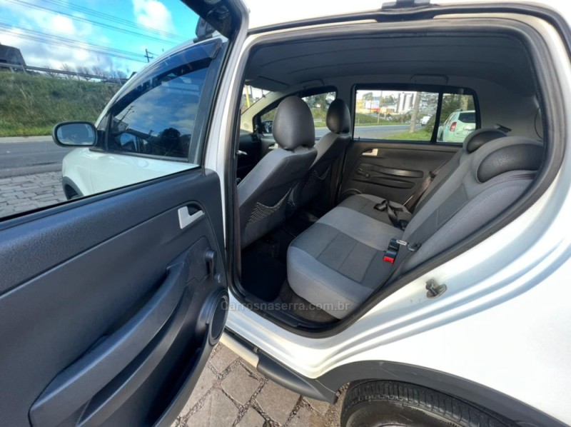 CROSSFOX 1.6 MI FLEX 8V 4P MANUAL - 2006 - FARROUPILHA