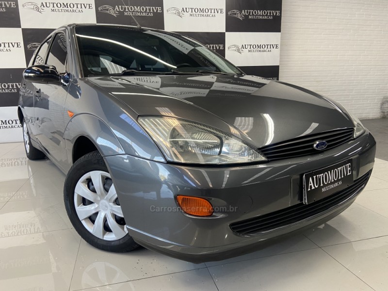FOCUS 1.8 GLX 16V GASOLINA 4P MANUAL - 2003 - CAXIAS DO SUL