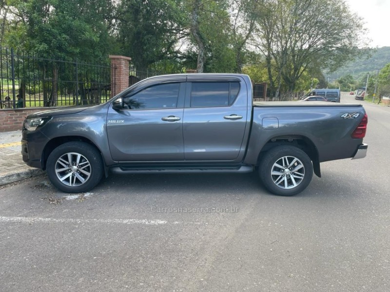 HILUX 2.8 SRV 4X4 CD 16V DIESEL 4P AUTOMÁTICO