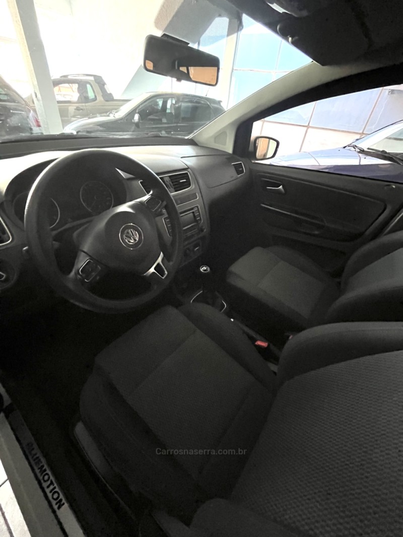 FOX 1.0 MI BLUEMOTION 8V FLEX 4P MANUAL - 2014 - BENTO GONçALVES