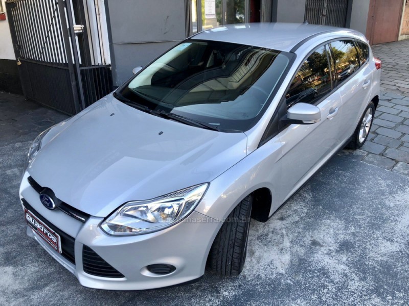 FOCUS 1.6 SE HATCH 16V FLEX 4P AUTOMÁTICO - 2014 - CAXIAS DO SUL