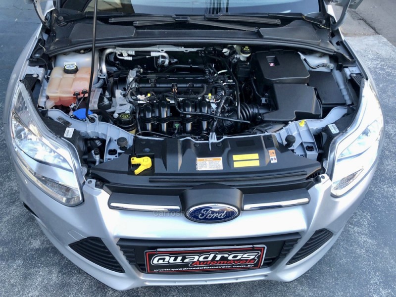 FOCUS 1.6 SE HATCH 16V FLEX 4P AUTOMÁTICO - 2014 - CAXIAS DO SUL