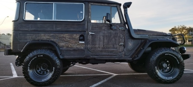 bandeirante 3.7 bj50lv 4x4 teto rigido diesel 2p manual 1981 caxias do sul
