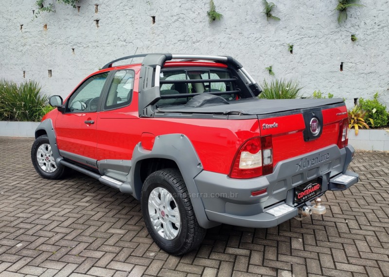 STRADA 1.8 MPI ADVENTURE CD 8V FLEX 2P MANUAL - 2012 - SAPIRANGA