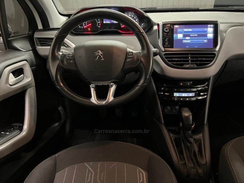 208 1.2 ACTIVE PACK 12V FLEX 4P MANUAL - 2017 - BENTO GONçALVES