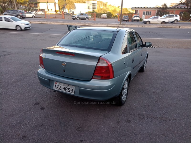 CORSA 1.0 MPFI SEDAN 8V GASOLINA 4P MANUAL - 2003 - CAXIAS DO SUL