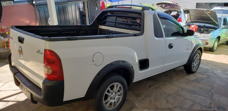 MONTANA 1.4 MPFI CONQUEST CS 8V FLEX 2P MANUAL