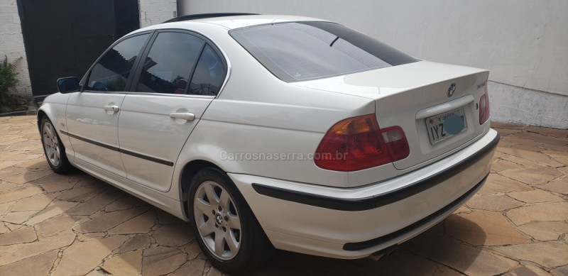 323I 2.5 COMFORT SEDAN 24V GASOLINA 4P AUTOMÁTICO - 2001 - CAXIAS DO SUL