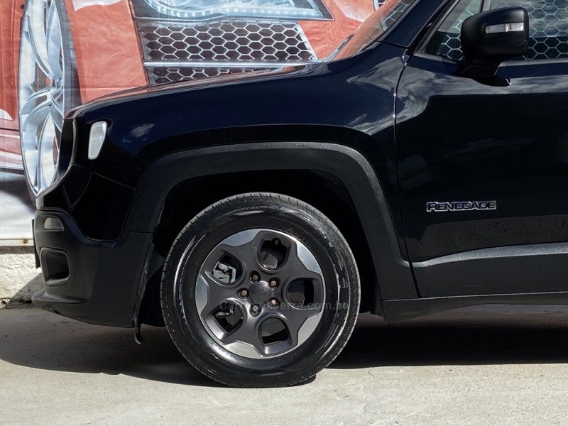 RENEGADE 1.8 16V FLEX SPORT 4P MANUAL - 2016 - BENTO GONçALVES